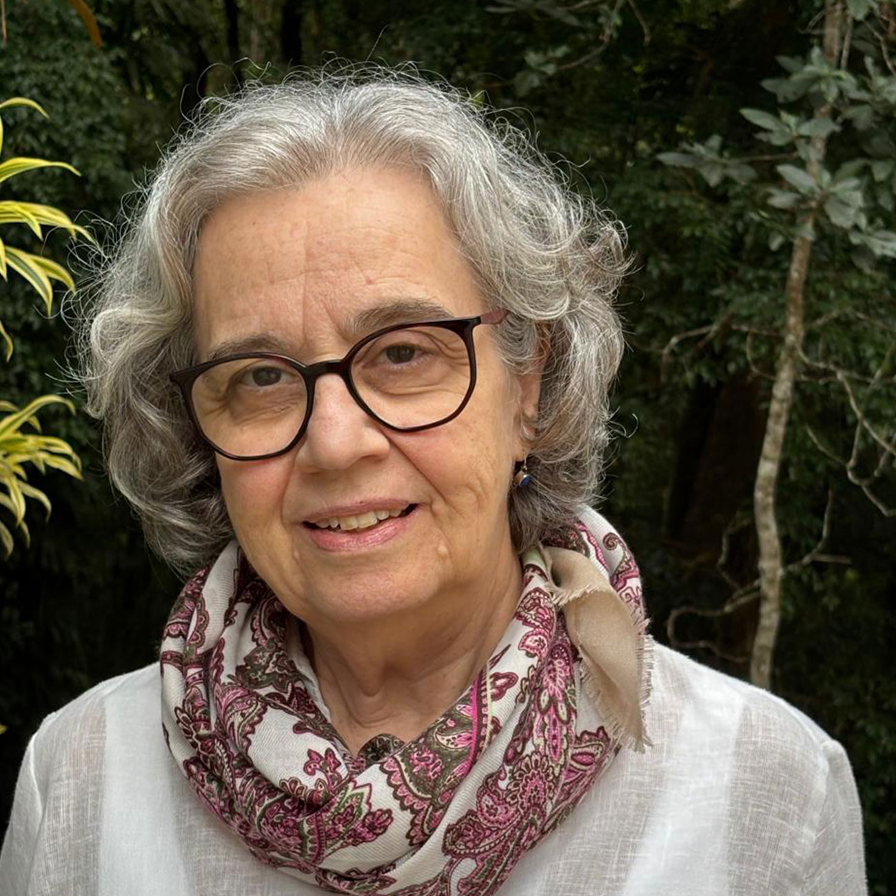 Eliana L. Praça